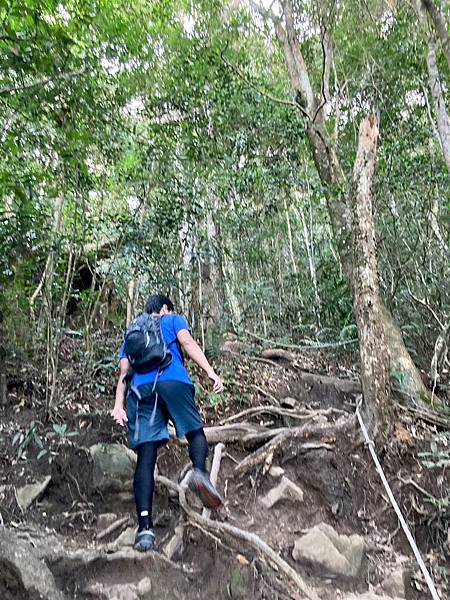 白毛山登山步道