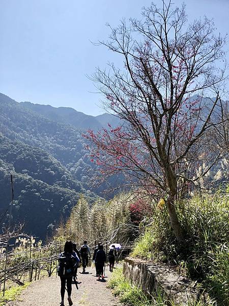 嘎拉賀溫泉古道出發