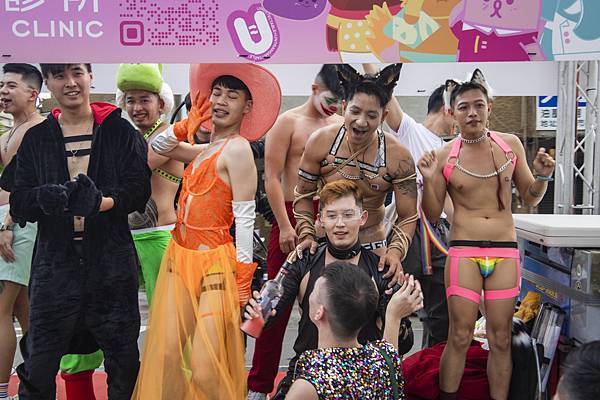 [圖文] 高雄同志遊行KLGBT15:241123