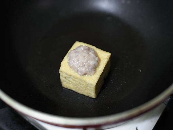 豆腐鑲肉