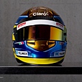 saub_guti_helmet_2012-3-886x626