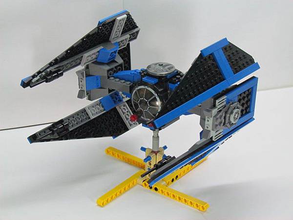 6206 TIE Interceptor 2006