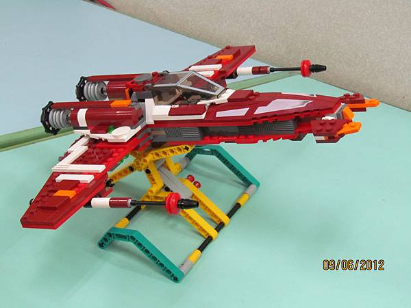 9497 Republic Striker Starfighter