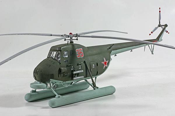 1/72 Mi-4A 4.jpg