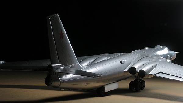 Amodel 1/72 72014 Myasischev 3