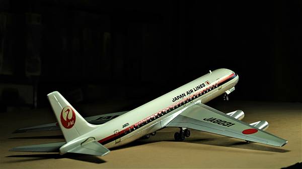 DOYUSHA 1/100 DC-8 JAPAN AIR L