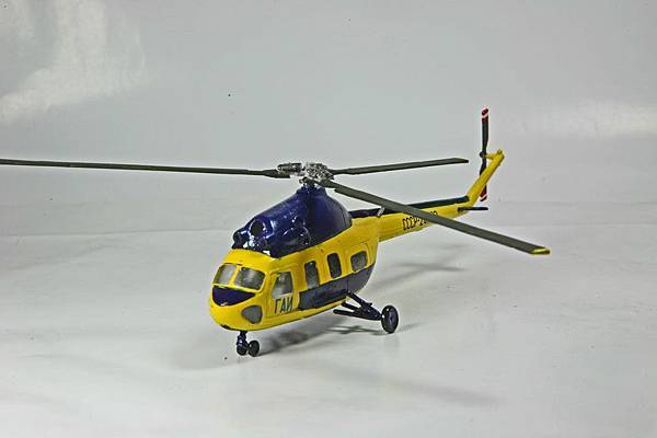 1/72 Mi-2 6.jpg