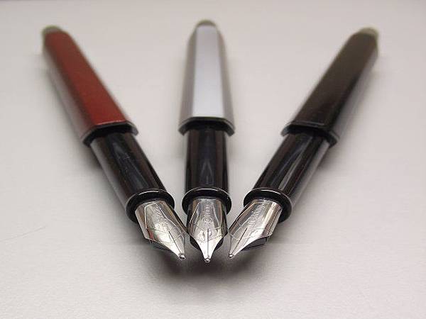 Rotring Newton fountain pens