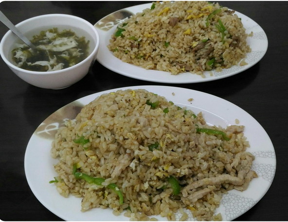 青椒豬 青椒牛炒飯.jpg 青椒豬 青椒牛炒飯.jpg