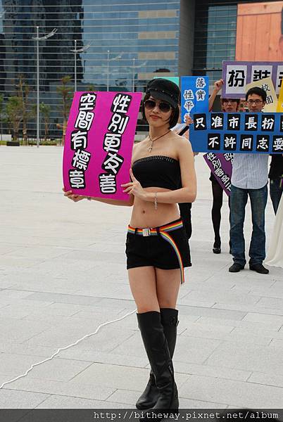 Bi the Way參與大台中性別政策聯盟-要求市長候選人政策辯論 20101113
