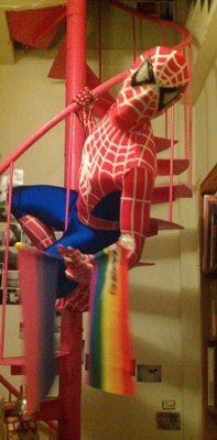 送上彩虹旗與雙性戀旗　願所有的愛都平等