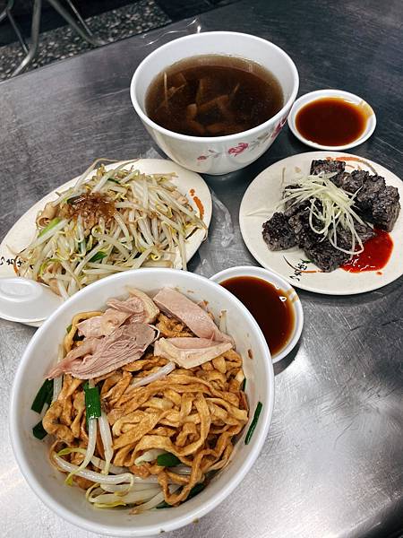 [Food]高雄鹽埕區*鹽埕鴨肉意麵*必吃鴨肉意麵, 所有餐