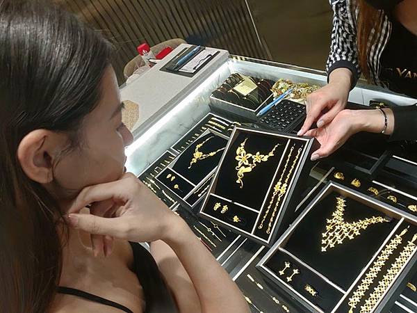 彰化銀樓-員林晶漾金飾 彰化銀樓-員林晶漾金飾