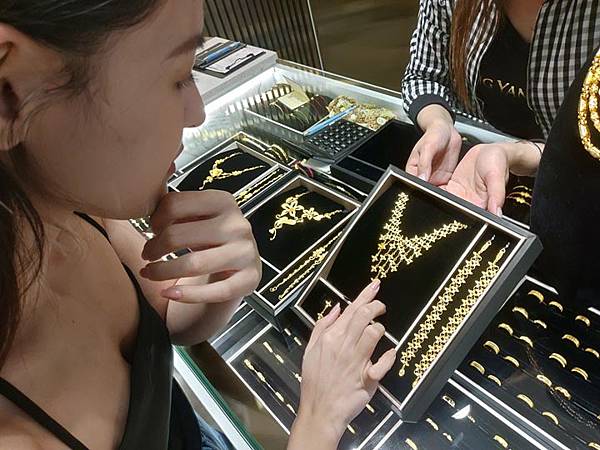 彰化銀樓-員林晶漾金飾 彰化銀樓-員林晶漾金飾