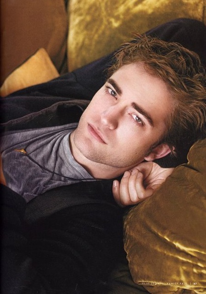 gallery_main-robert-pattinson-