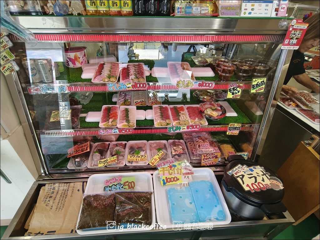 【沖繩．中部】奧武島｜來貓咪之島大啖現炸天婦羅、新鮮生魚片丼