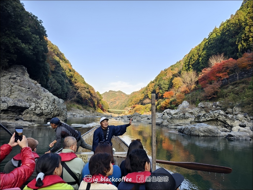 《KKDAY》【京都．嵐山】保津川遊船．體驗激流的刺激、秋天