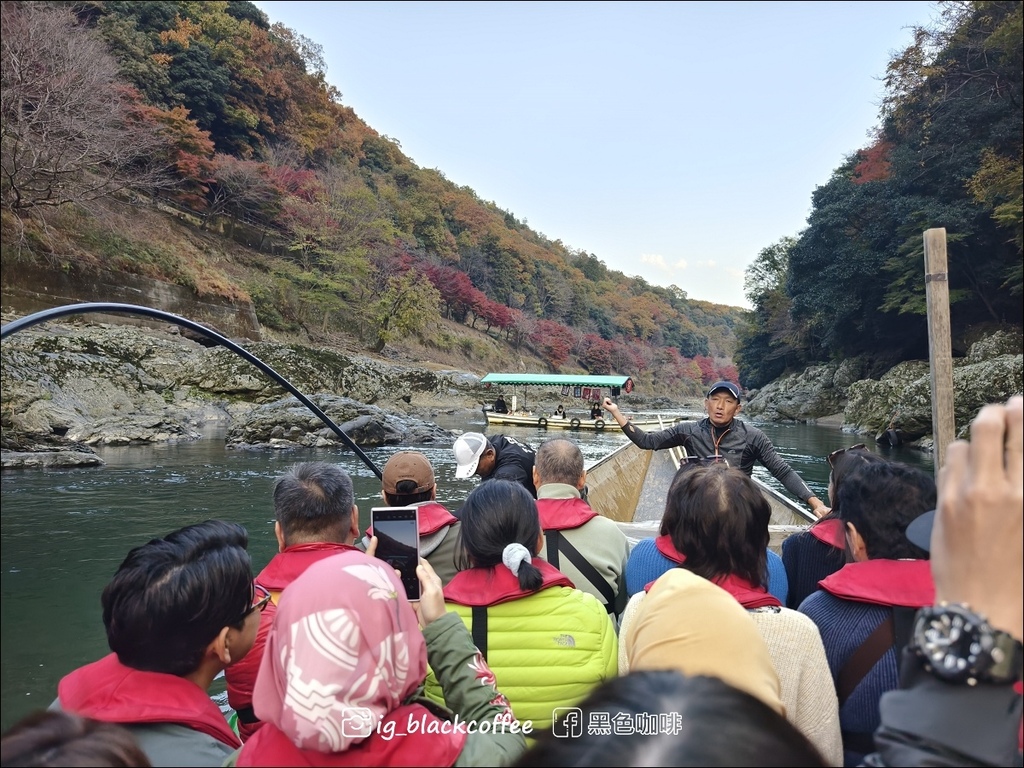 《KKDAY》【京都．嵐山】保津川遊船．體驗激流的刺激、秋天