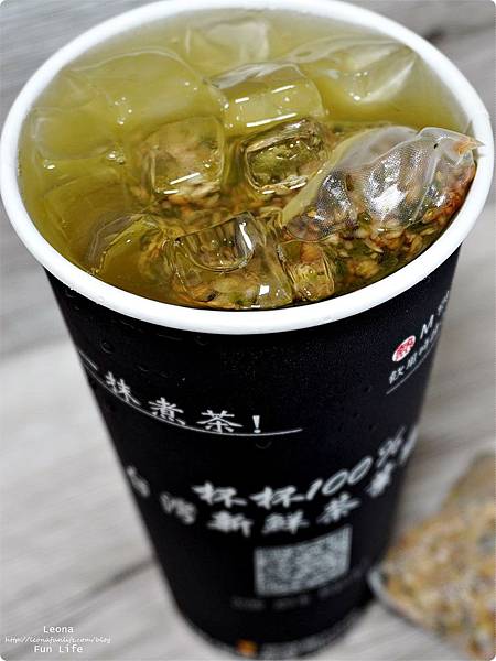 花蓮飲料店 貓頭鷹茶森林花蓮中山店 花蓮日月潭紅茶 米其林紅韻 水果茶 花草茶 日月潭紅茶茶葉蛋DSC07241.JPG