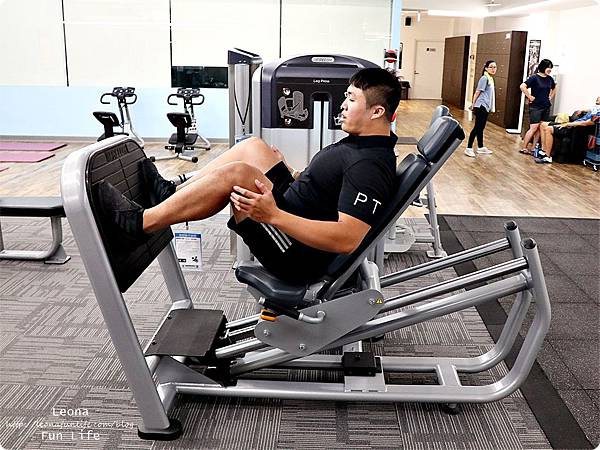 台中健身房推薦Anytime fitness 台中公益旗艦店 24hr健身中心 平價 無壓力 設備齊全 IMG_0661