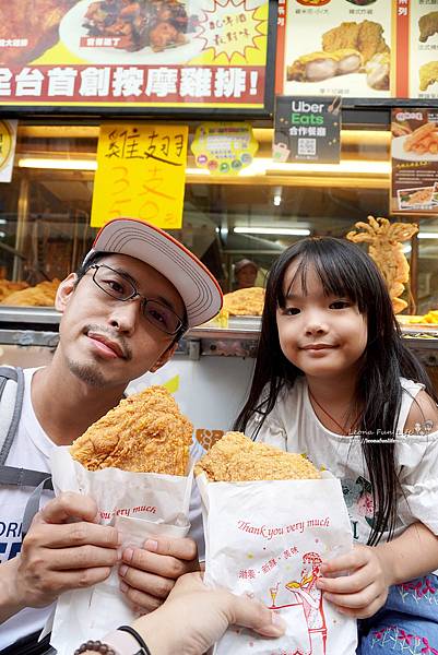 全國大腿排 逢甲必吃雞排 逢甲夜市必吃美食 逢甲雞排菜單 大雞排 碳烤雞排 晚餐 超厚雞排 排隊美食 人氣美食DSC08403.jpg