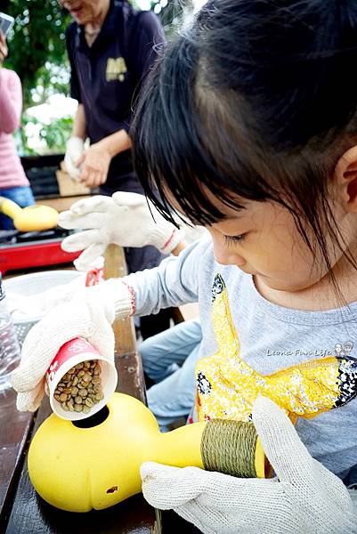 雲林古坑景點華山休閒農業區-體驗手陶壺烘培咖啡、親子DIY咖啡樹枝鉛筆台灣咖啡節2020DSC02966.JPG