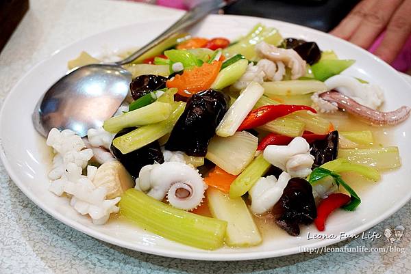 花蓮美食 老家後山菜 老家後山菜電話  瑞穗美食瑞穗景點 瑞穗市區美食 瑞穗熱門美食 脆皮嫩雞 石頭鮮蝦 山蔬1DSC00988.JPG