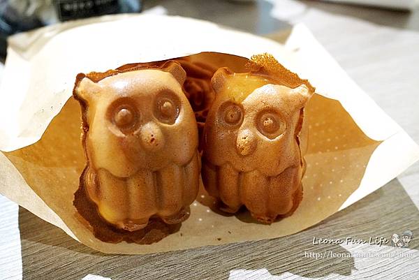 花蓮新港街美食 花蓮新港街雞蛋糕 花現雞蛋糕 黑糖麻糬 貓頭鷹雞蛋糕 玫瑰花造型 1DSC08379.JPG