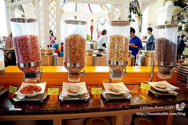 花蓮海景飯店 花蓮飯店推薦 遠雄悅來大飯店 遠雄海洋公園  遠雄悅來三天兩夜 晚餐 遠雄悅來設施 遠雄悅來親子 泳池 海洋公園附近住宿 一泊二食 吃到飽 自助餐1DSC09083.JPG