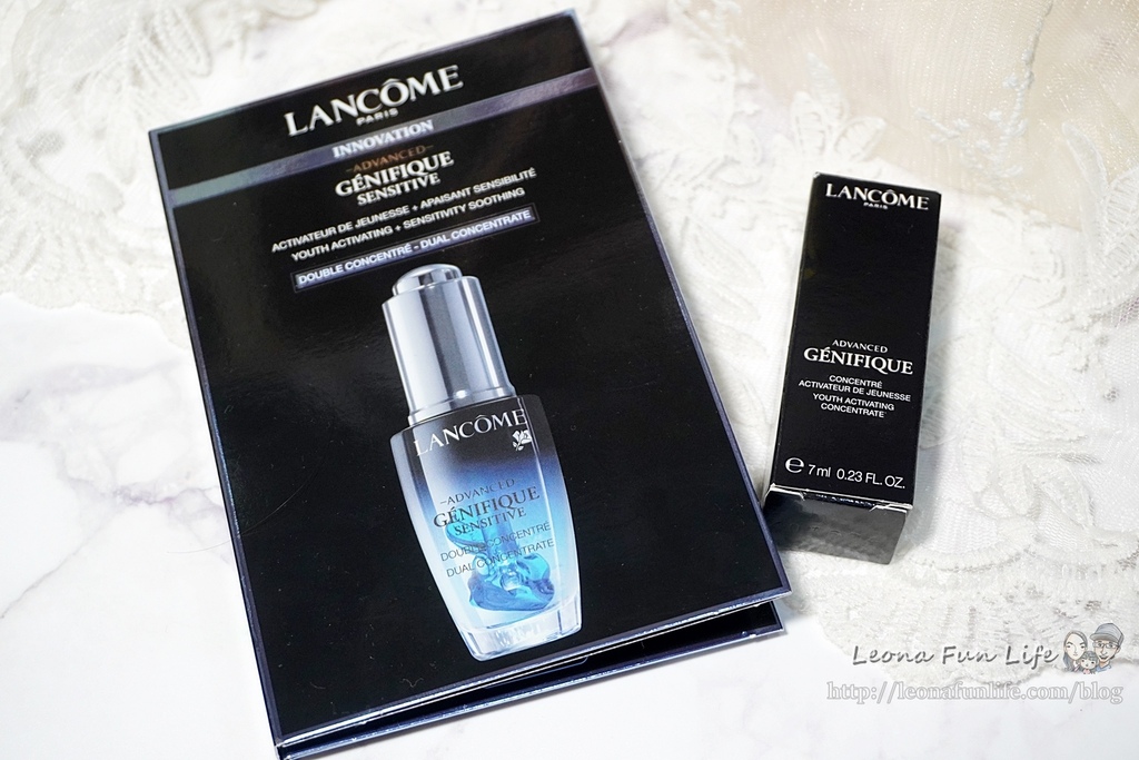 臉部保養讓女孩們為之瘋狂的小黑瓶-Lancôme蘭蔻進化肌因活性安瓶(小黑安瓶)+超未來肌因賦活露(小黑瓶)1DSC05369.JPG