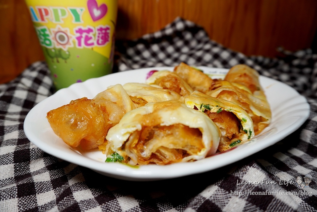 花蓮太昌早餐杏仁茶早餐-油條蛋餅、蘿蔔糕，搭配上杏仁茶更對味喔!!慈濟大學附近美食吉安美食1DSC03653.JPG