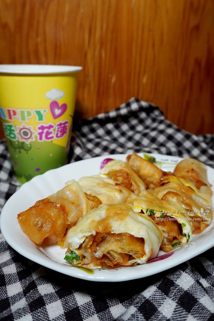 花蓮太昌早餐杏仁茶早餐-油條蛋餅、蘿蔔糕，搭配上杏仁茶更對味喔!!慈濟大學附近美食吉安美食1DSC03651.JPG