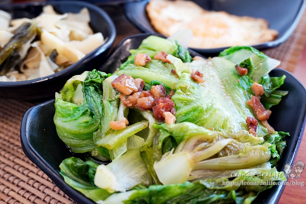 王爺王肉羹台中水湳必吃美食-銅板價古早味 大推辦桌米糕、魚翅羹、爌肉飯中央公園 中國醫藥大學水湳校區 食尚玩家推薦DSC00943-21.jpg