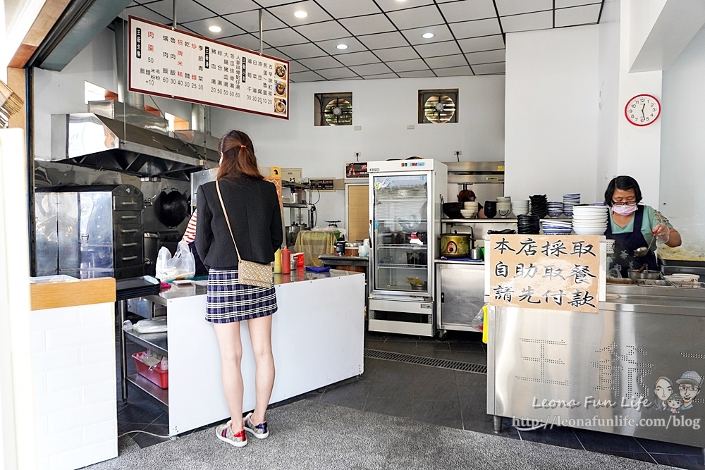 王爺王肉羹台中水湳必吃美食-銅板價古早味 大推辦桌米糕、魚翅羹、爌肉飯中央公園 中國醫藥大學水湳校區 食尚玩家推薦DSC01020-21.jpg