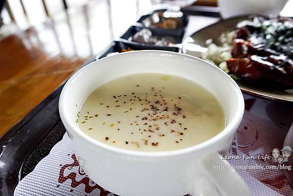 花蓮親子景點張家的樹園餵浣熊梅花鹿小白兔，門票可抵$100消費，日式庭園搭配免費和服體驗好好拍DSC04260-21.jpg