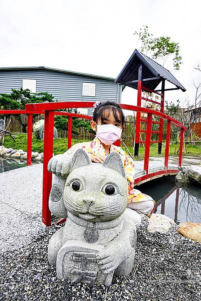 花蓮親子景點張家的樹園餵浣熊梅花鹿小白兔，門票可抵$100消費，日式庭園搭配免費和服體驗好好拍DSC04220-21.jpg