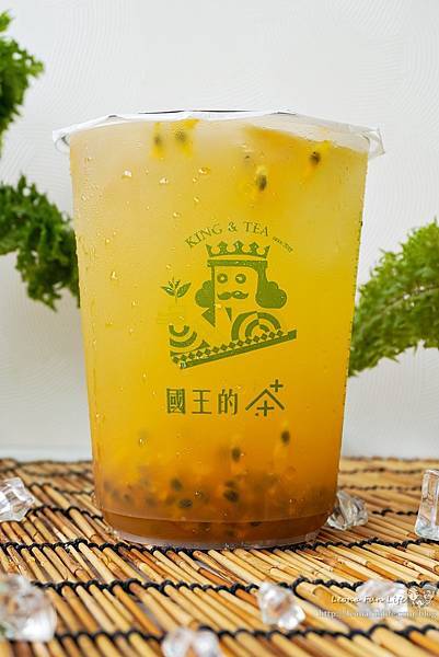 台中飲料店國王的茶周年慶買一送一活動DSC09321-2.jpg