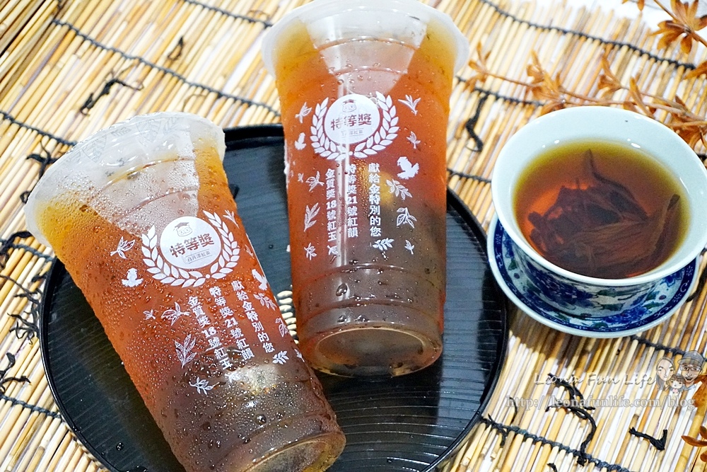 台中飲料店推薦 貓頭鷹茶森林 新品上市 紫芽老欉山茶 哈密瓜青DSC08796-2.jpg