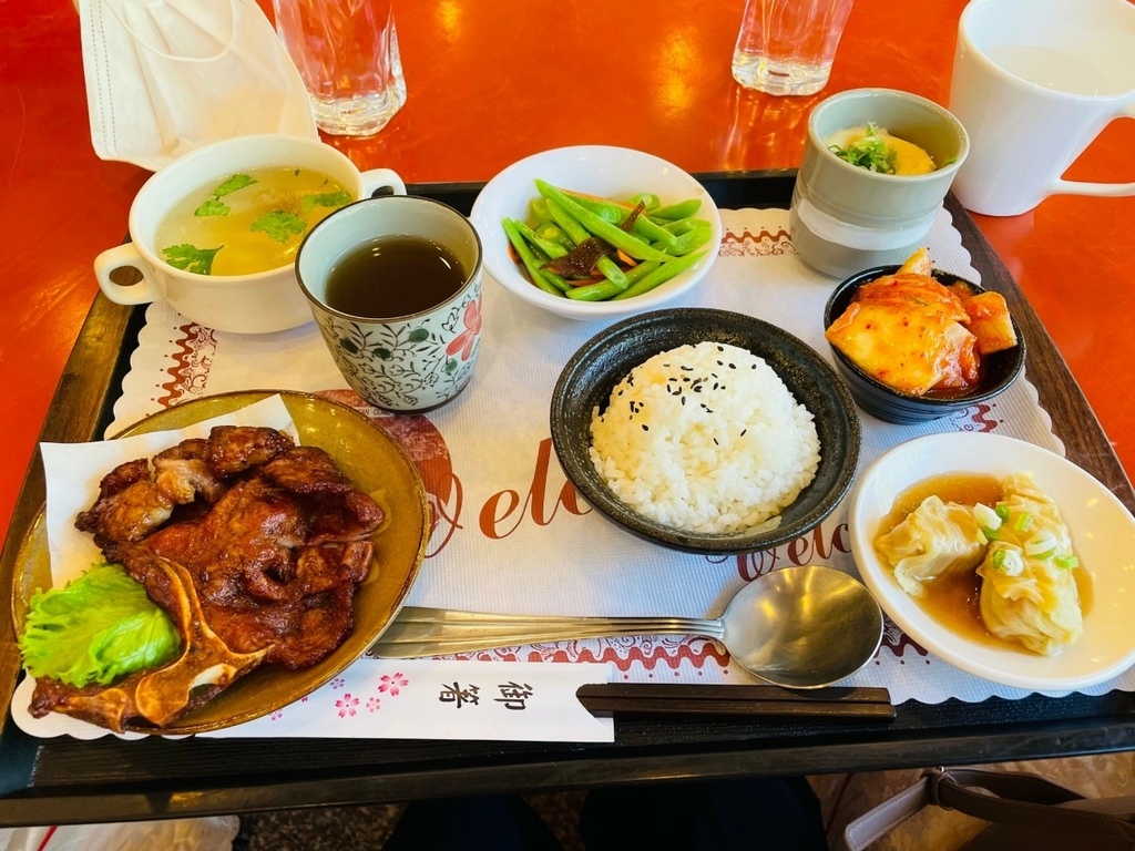 LINE_ALBUM_麒麟峰餐飲補助計畫用圖_220811_6.jpg