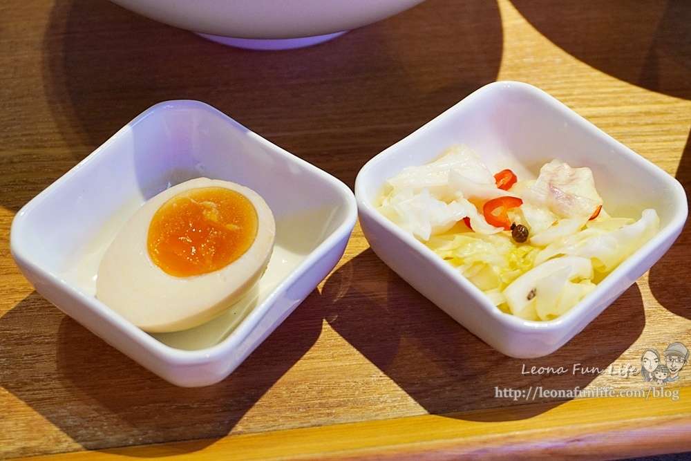 逢甲美食人生麵館人氣麻辣拌麵 麻辣滷味 菜單LeonaDSC01690-2.jpg