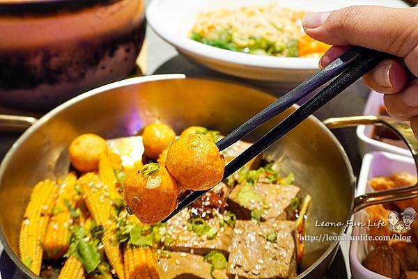 逢甲美食人生麵館人氣麻辣拌麵 麻辣滷味 菜單LeonaDSC01721-21.jpg