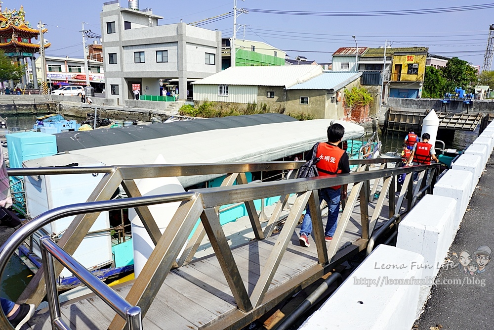 台南七股美食旅遊懶人包搭船遊潟湖烤蚵吃到飽DSC08660-2.jpg