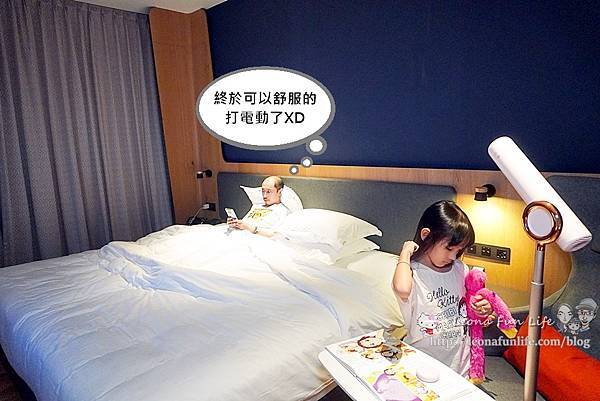 精緻懶人必備小家電浪漫櫻花粉MEEKEE 小嵐立式美髮吹風機DSC09501-2.jpg