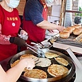 台中太平排隊美食 沈家餡餅蔥油餅韭菜盒子DSC04073-2.jpg