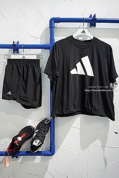 摩曼頓 adidas 台中太平三出清特賣DSC04754-2.jpg