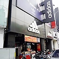 摩曼頓 adidas 台中太平三出清特賣DSC04725-2.jpg