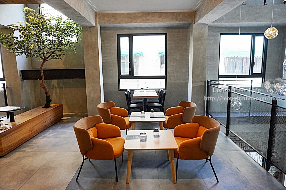 台中東區法希諾位於後火車站不限時老宅咖啡館，享受美味早午和法式舒芙蕾下午茶DSC04951-2.jpg