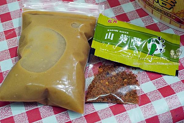 台中涼麵 十甲路美食饑廠涼麵-十甲店 泡菜燒肉DSC00219.JPG