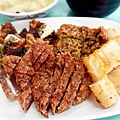 台中美食豬頭三排隊美食炸粿蚵嗲竹筍大骨湯DSC00427.JPG