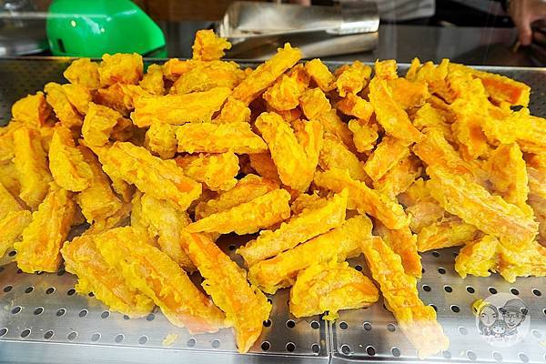 台中烏日美食Cia Cia fu甘梅薯條酥炸地瓜薯條杏鮑菇銅板價美味炸物DSC04651-2.jpg